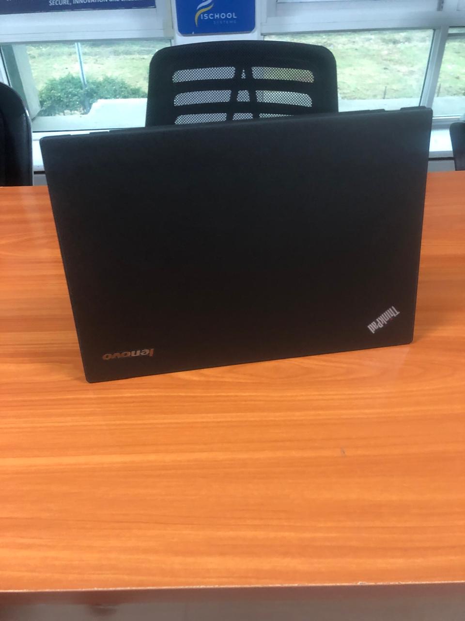 LENOVO THINKPAD YOGA (Core i5)